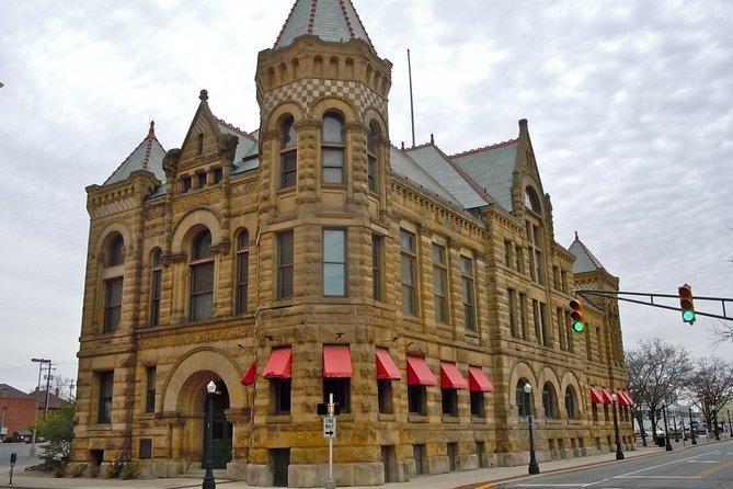 Fort Wayne Scavenger Hunt: Fun With Fort Wayne