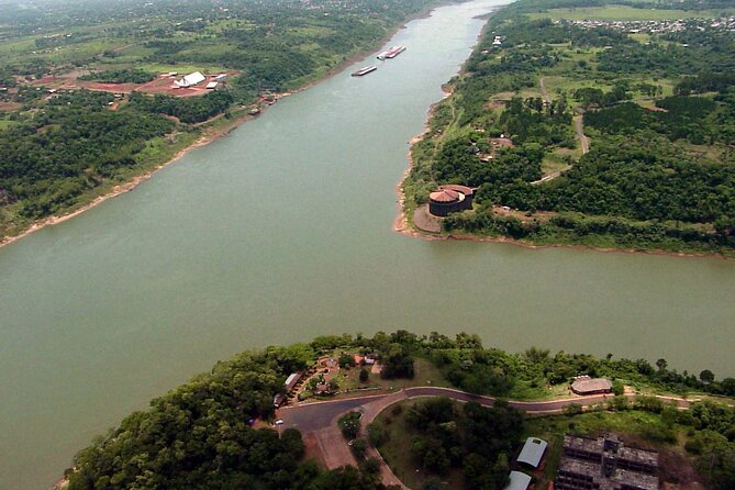 Foz Do Iguaçu Round-Trip Airport Transfer