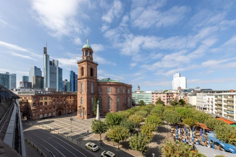 Frankfurt: Highlights the New Old Town English Guided Walk