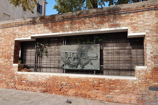 Friendinvenice Cannaregio &Jewish Heritage- Private Tour