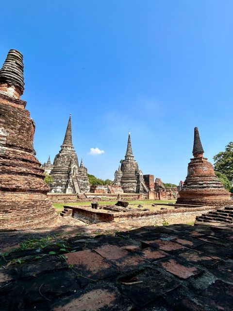 From Bangkok: Ayutthaya Temples & Night Market