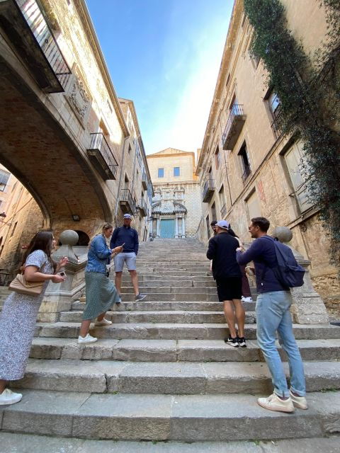 From Barcelona: Breakfast in Spain Lunch in France - Good To Know