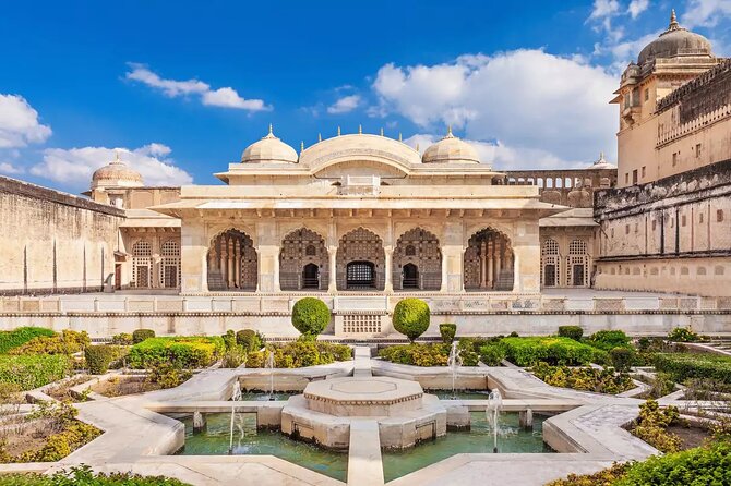 From Delhi: Private Amer Fort and Jaipur City Tour