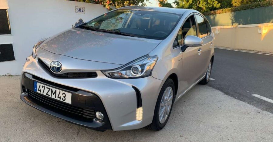 From Faro Airport: Private 1-Way Transfer to Tavira