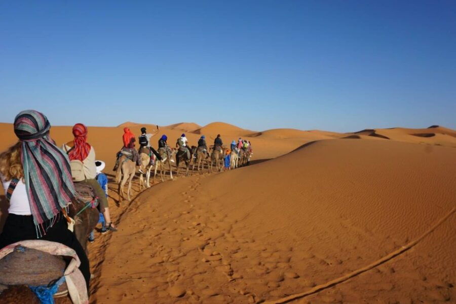 From Fes: 2-Day Desert Tour With Return to Fes or Marrakech