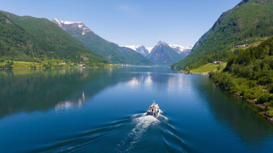 From Fjærland – Fjord Cruise to Balestrand One-Way