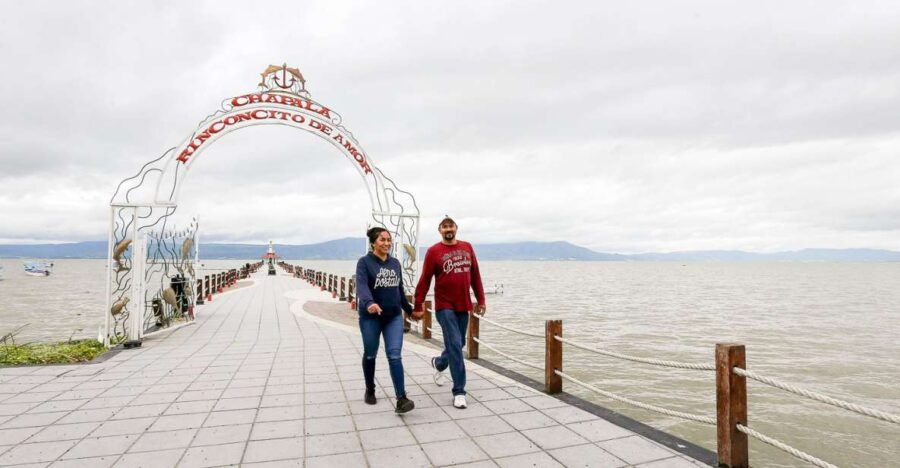 From Guadalajara: Chapala Lake & Ajijic Tour