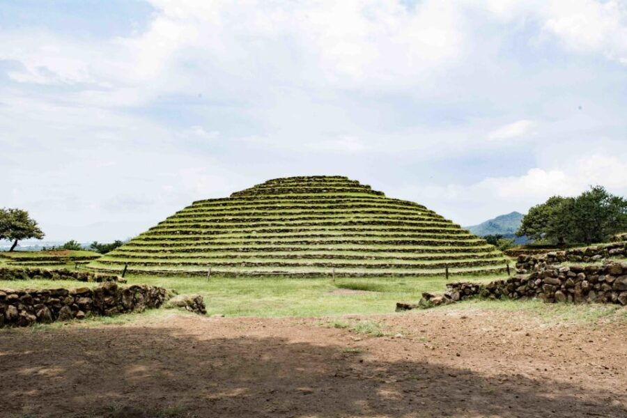 From Guadalajara: Pyramids & Jose Cuervo Tequila Tour