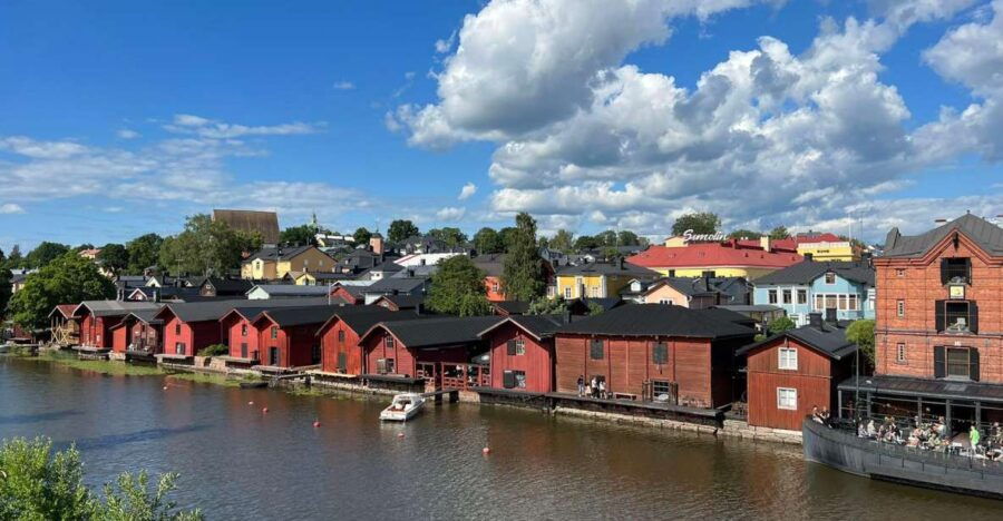 From Helsinki: Helsinki and Porvoo City Full-Day Trip
