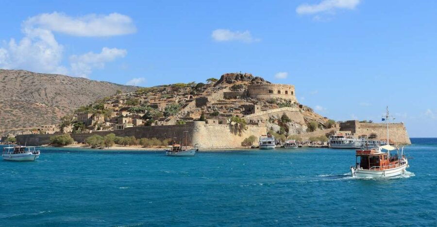 From Heraklion: Airport to Elounda Private Transfer