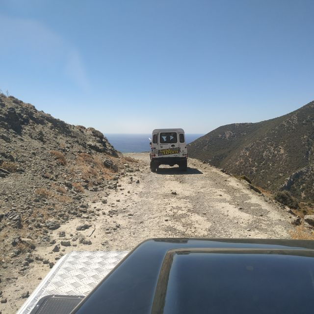 From Heraklion: Guided Jeep Safari With Winery Visit & Lunch