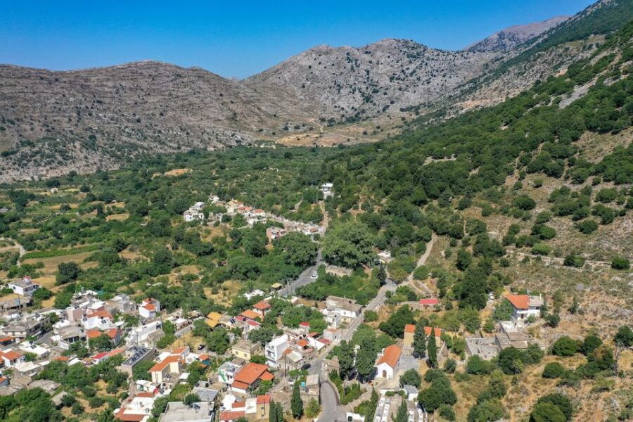 From Heraklion: Knossos, Lasithi Plateau, and Cave of Zeus