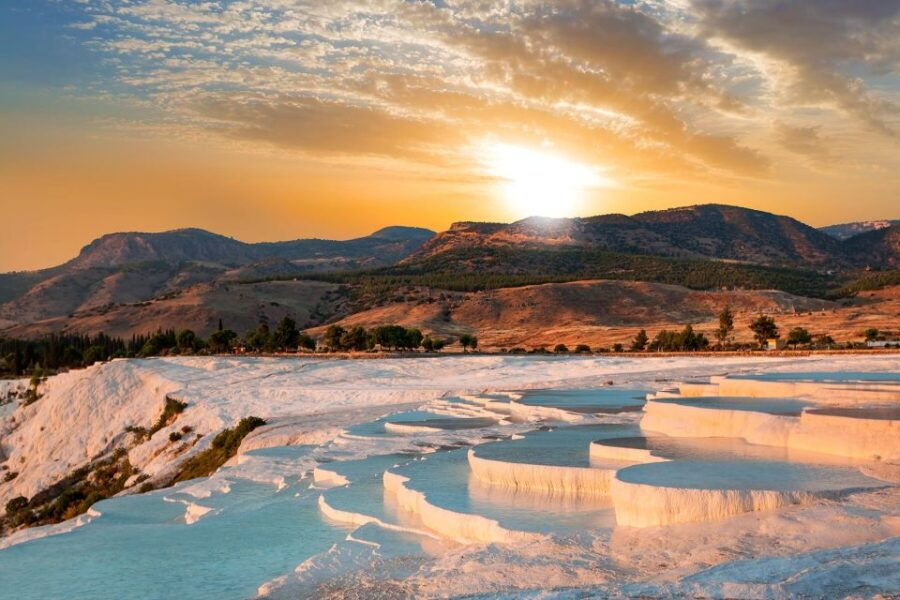 From Izmir: Pamukkale Guided Tour With Lunch - Good To Know