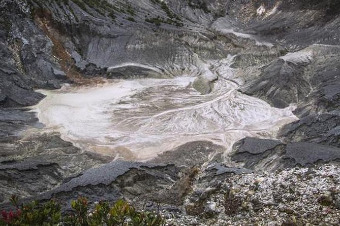 From Jakarta Airport : Mount Volcano , Hot Spring , Tea Plant - Good To Know