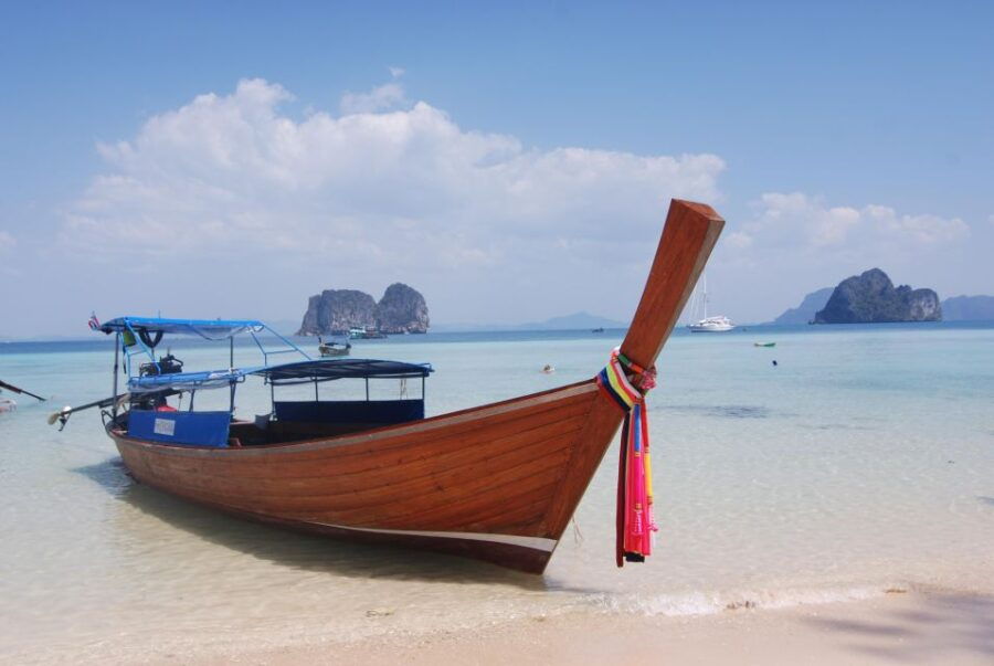 From Ko Lanta to Ko Ngai by Shared A Longtail Boat Transfer