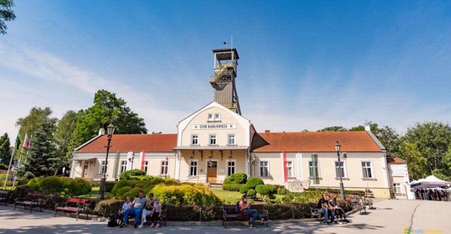 From Krakow: Guided Tour in Wieliczka Salt Mine