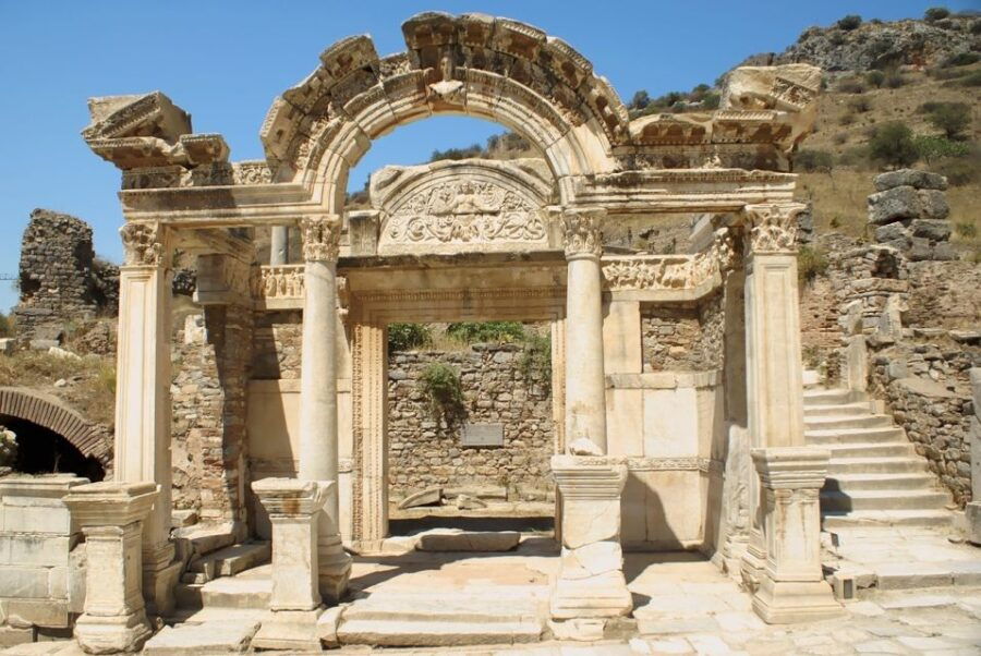 From Kusadasi: Ephesus Guided Sightseeing Tour With Lunch - Good To Know