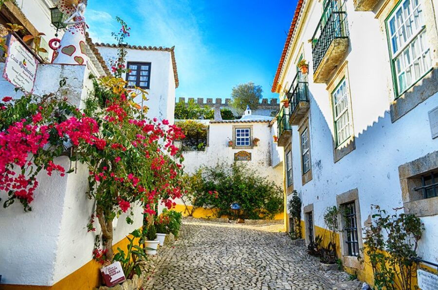From Lisbon: Fátima, Nazaré and Óbidos Private Tour