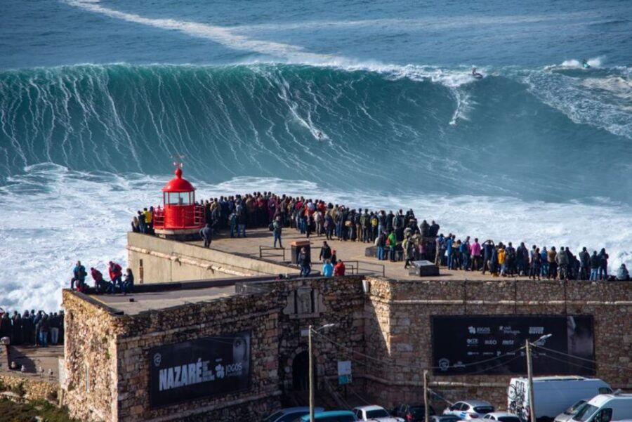 From Lisbon: Nazaré and Óbidos Private Tour