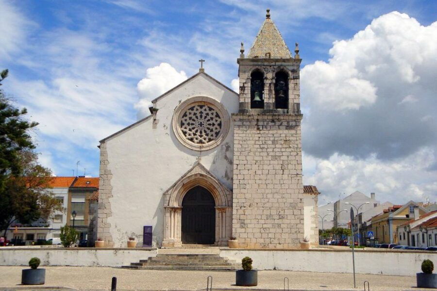 From Lisbon: Photo Tour – Unique Views, Art and Culture