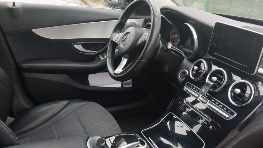 From Lisbon to Porto - Long Distance Transfer up 7Pax - Good To Know