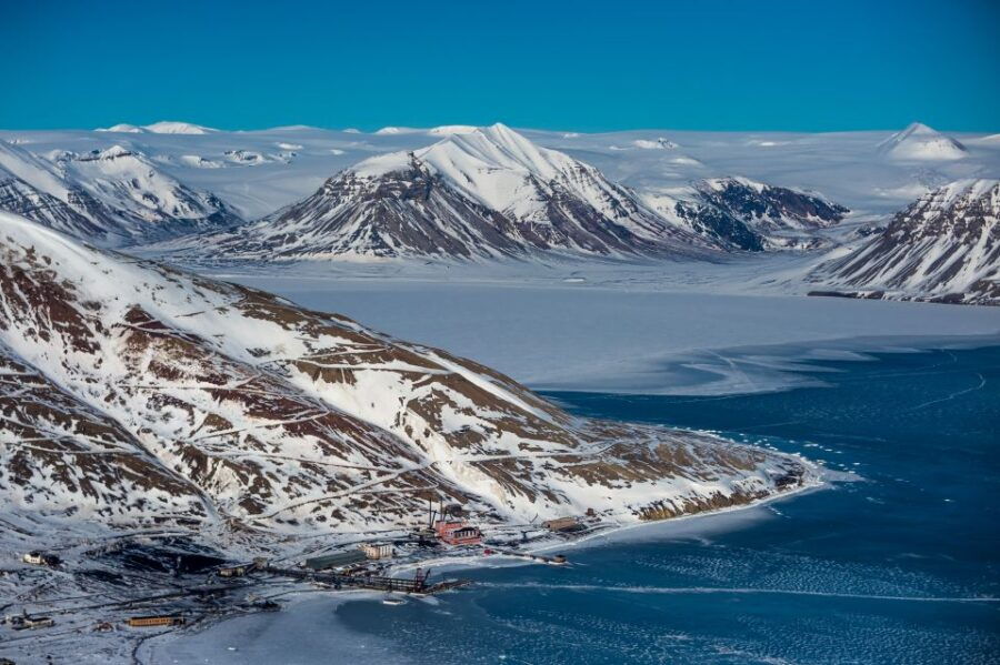 From Longyearbyen: 3-Day Snowmobile Tour to Pyramiden - Good To Know