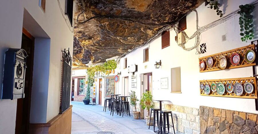 From Marbella: Ronda & Setenil De Las Bodegas Private Tour