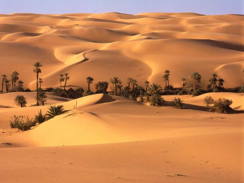 From Marrakech: 3-Day Luxury Desert Trip To Merzouga