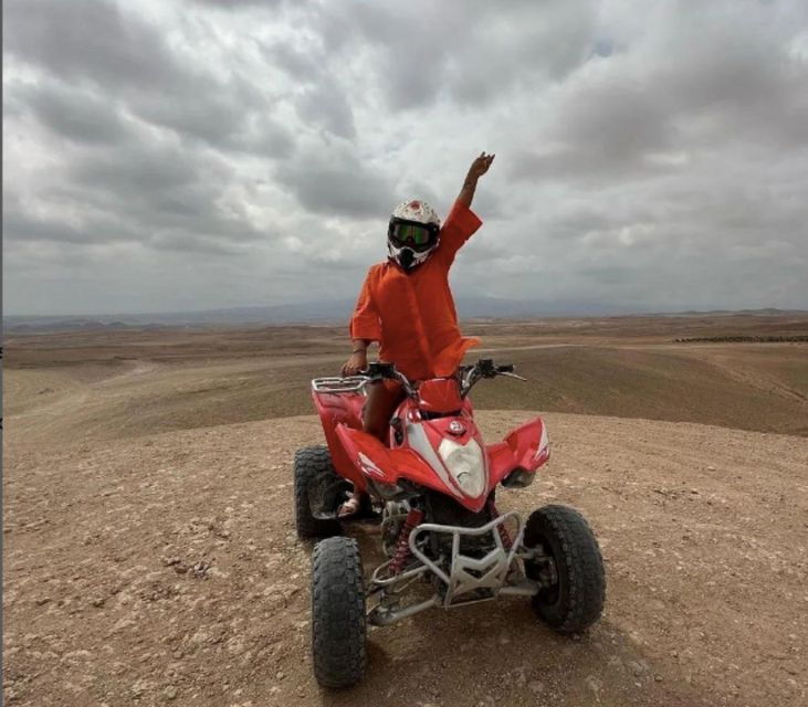 From Marrakech: Quad Bike and Dinner Show in Agafay Desert