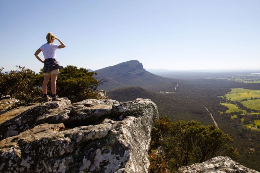 From Melbourne: Grampians National Park Bushwalking Tour