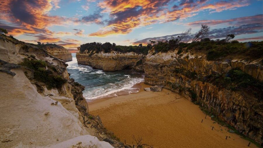 From Melbourne: Great Ocean Road Guided Day Trip