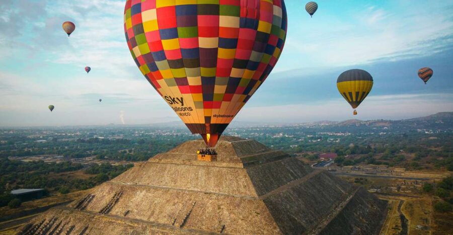 From Mexico City: Teotihuacan Hot Air Balloon With Pyramids