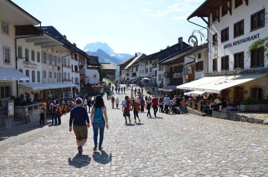 From Montreux or Bern: Gruyères Region TOUR