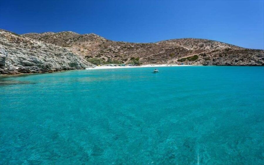 From Naxos: Private Donoussa Island Boat Tour With Snacks