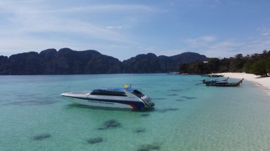 From Phuket: Phi Phi Islands Speedboat Trip & Lunch