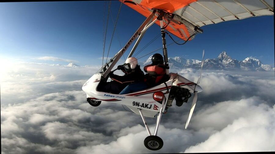 From Pokhara: 30 Minutes Ultralight Flight(Close to Fishtail