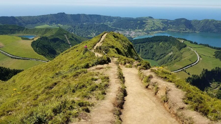From Ponta Delgada: Sete Cidades and Lagoa Do Fogo Day Tour
