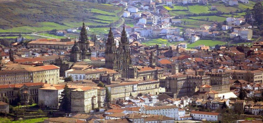From Porto: Private Tour Santiago Compostela and Valença - Good To Know