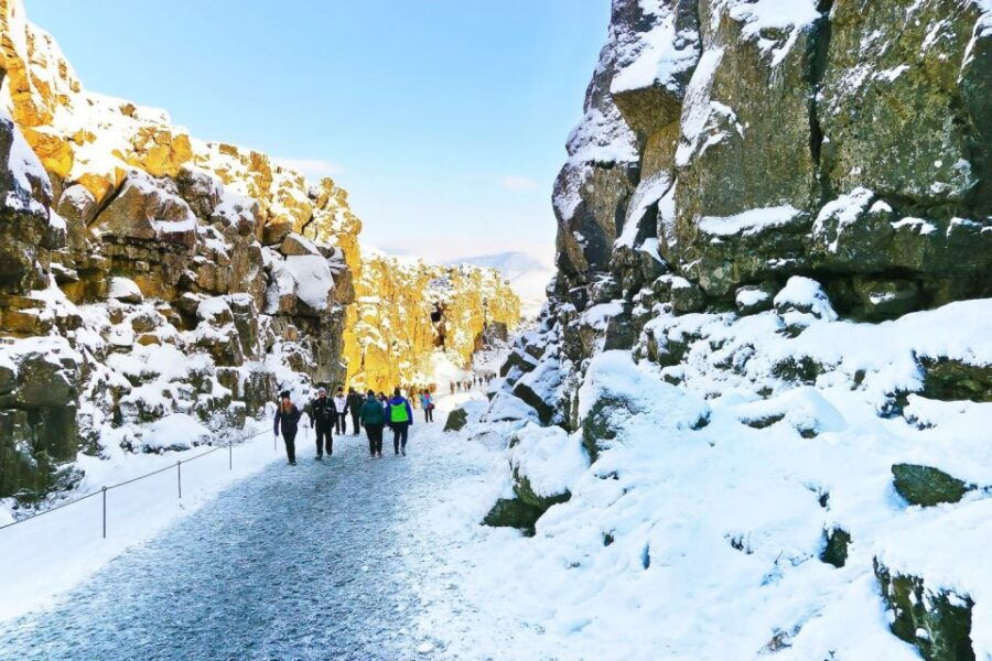 From Reykjavik: Golden Circle and Northern Lights Tour