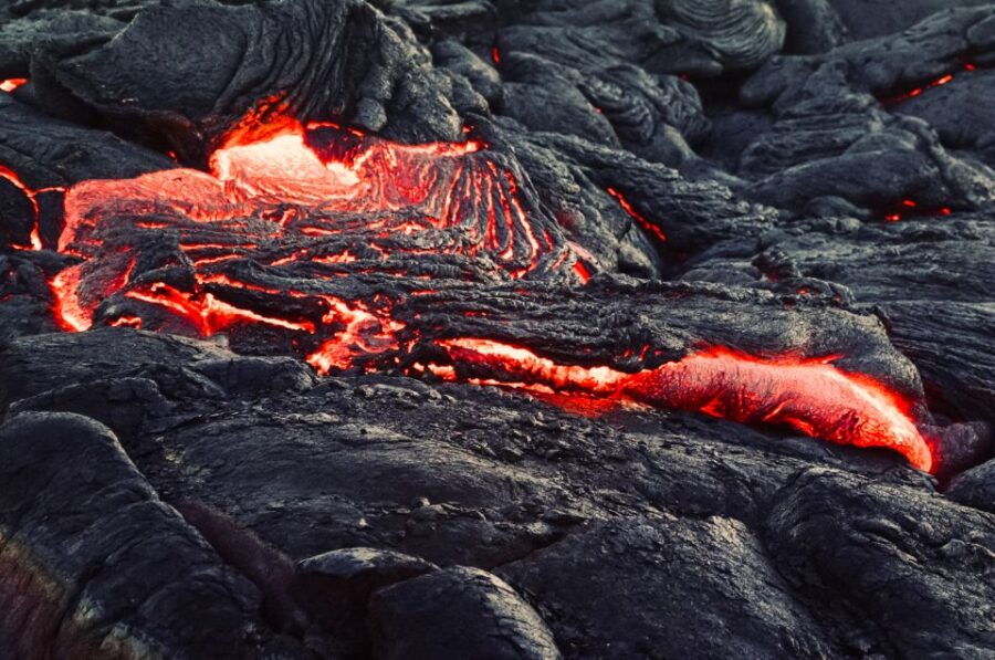From Reykjavik: New Volcanic Eruption Area Helicopter Tour