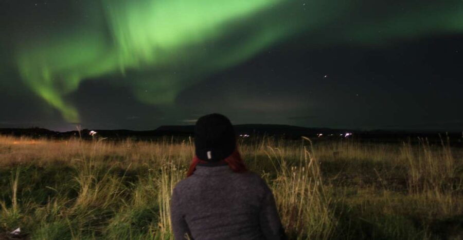 From Reykjavík: Spot the Northern Lights With Snacks & Drink - Good To Know