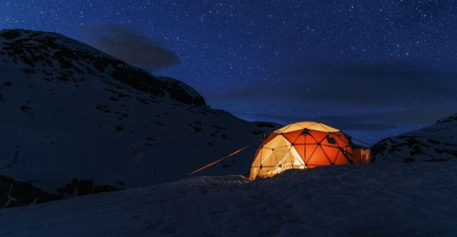 From Skjeggedal: Guided Winter Hike to Trolltunga