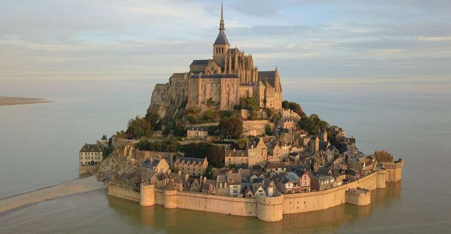 From St. Malo: Mont Saint-Michel Private Full Day Tour