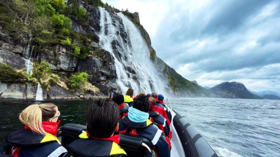 From Stavanger: Lysefjord Sightseeing RIB Boat Tour
