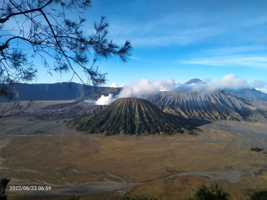 From Surabaya: 3-Day Mount Bromo and Ijen Vulcano Tour