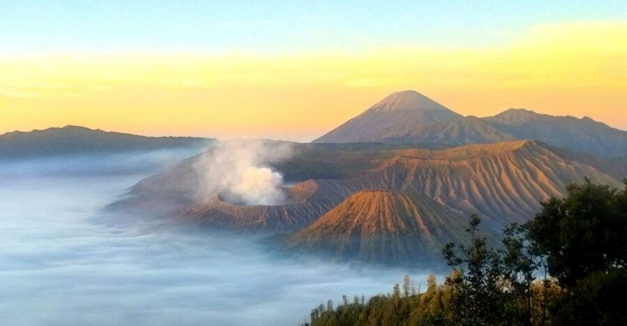 From Surabaya : Bromo Ijen Tour 3 Day 2 Night