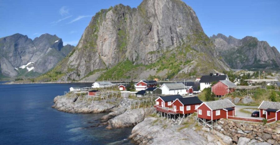 From Svolvaer: Private Lofoten Islands Tour With Transfer