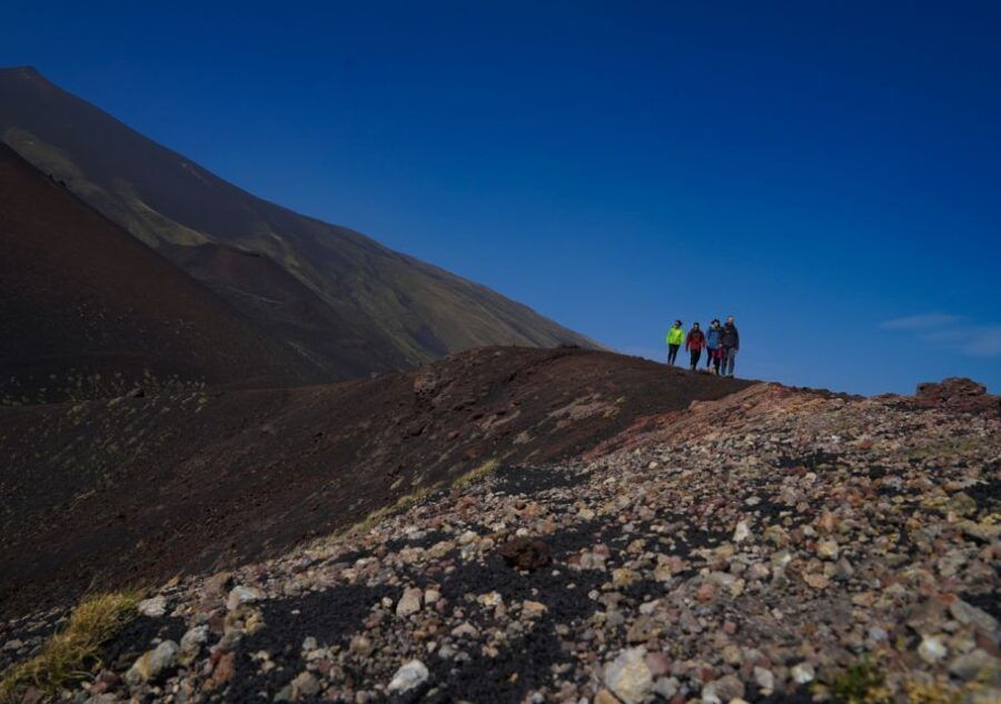 From Syracuse: Mount Etna Guided Morning Hike & Food Tasting - Good To Know