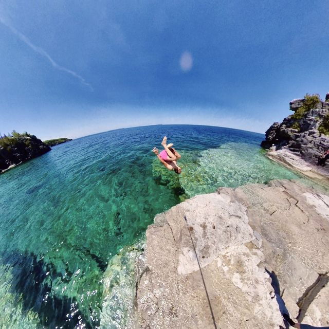 From Toronto: Bruce Peninsula Guided Hiking Day Trip