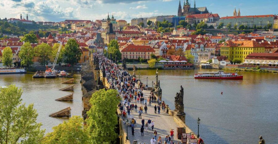 From Vienna: Prague, Kutná Hora, Castle Grand Czech Day Tour - Pragues Rich History